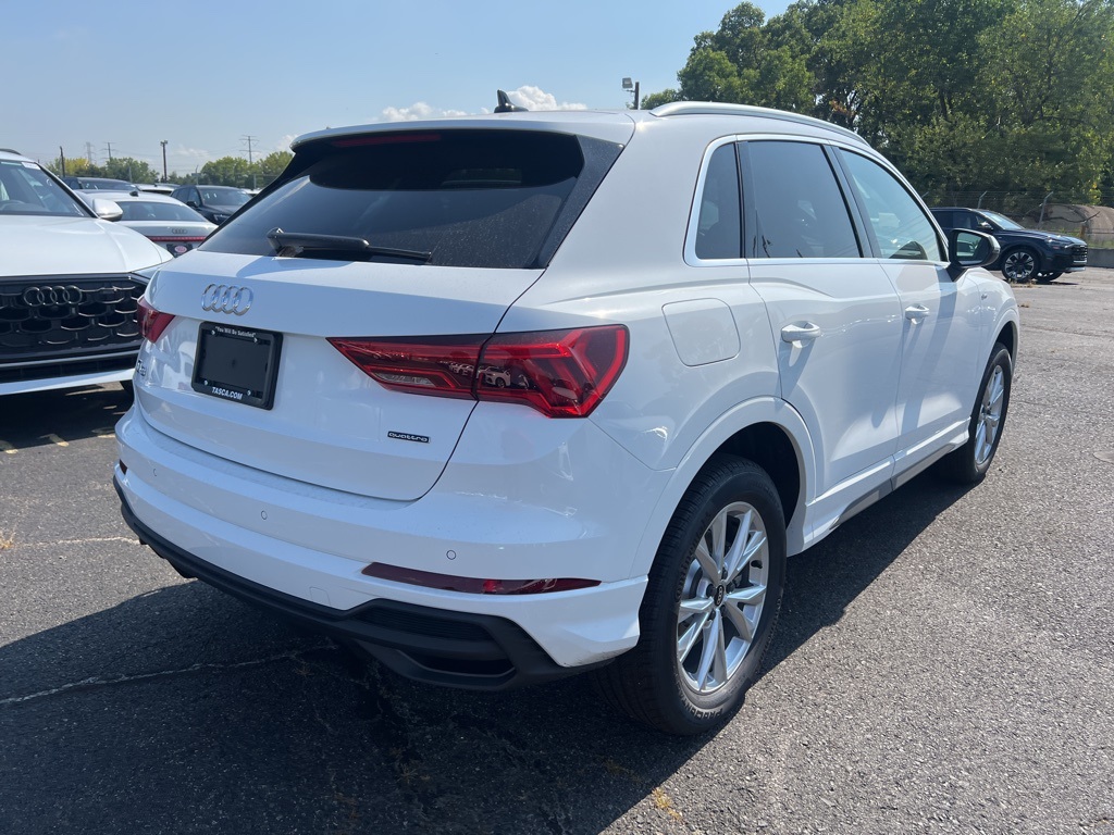 2025 Audi Q3 Premium S line photo 4