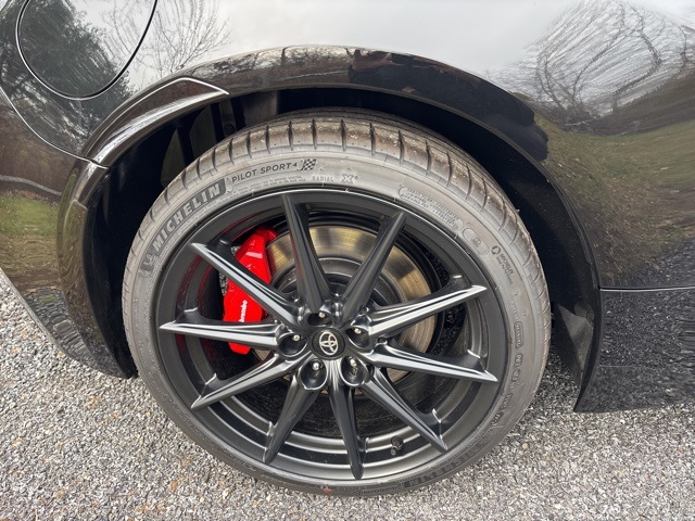 New 2025 Toyota GR86 Coupe