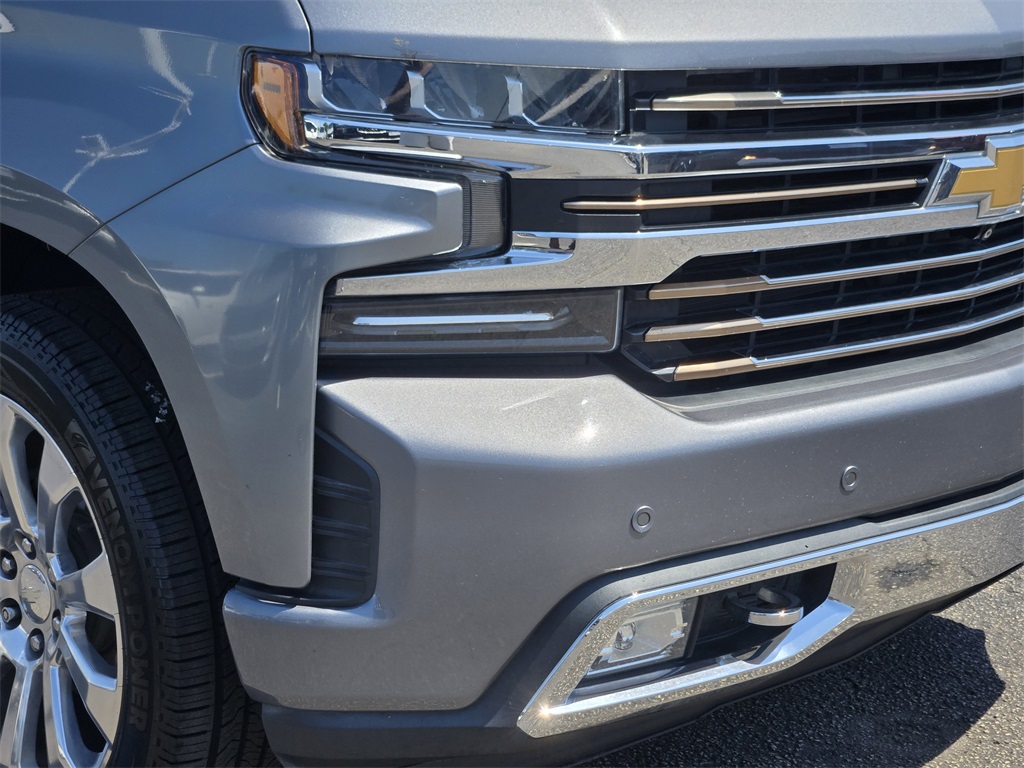 2019 Chevrolet Silverado 1500 High Country photo 8