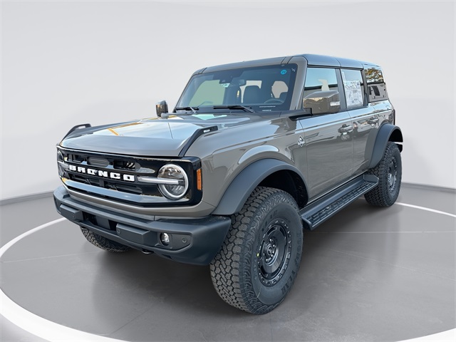 2025 Ford Bronco 4-Door Outer Banks's photo