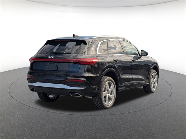 new 2025 Audi Q5 car, priced at $59,525