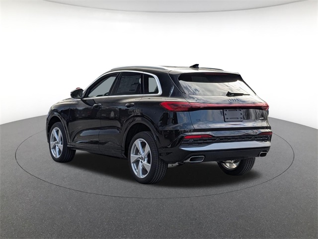 new 2025 Audi Q5 car, priced at $59,525