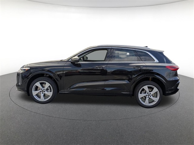 new 2025 Audi Q5 car, priced at $59,525