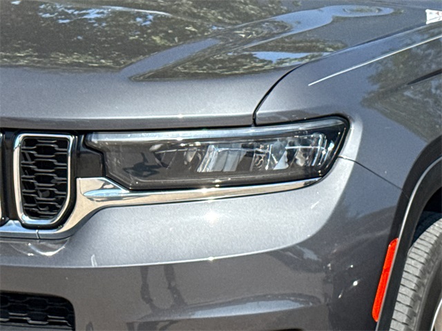 2022 Jeep Grand Cherokee L photo 4