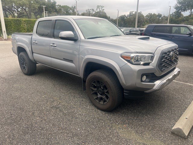 2020 Toyota Tacoma TRD Sport's photo