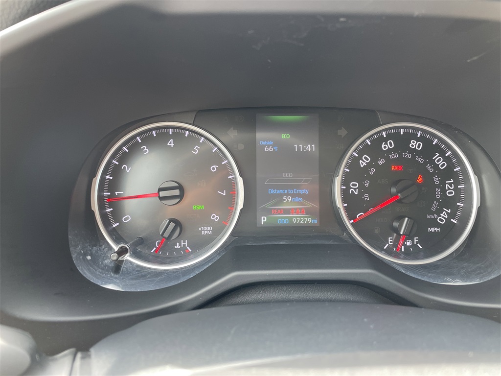 2022 Toyota RAV4 XLE Premium photo 12