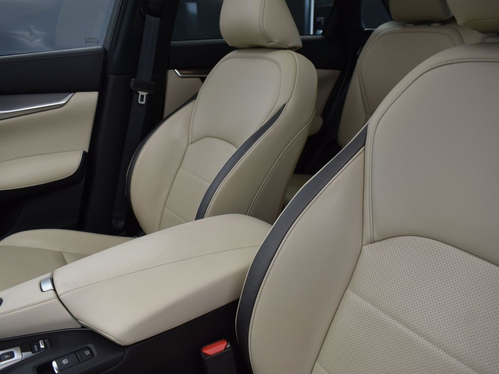 2022 Black Obsidian Infiniti QX50 LUXE FWD SUV