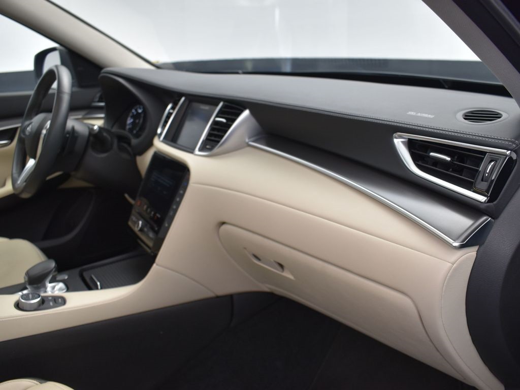 2022 Black Obsidian Infiniti QX50 LUXE FWD SUV