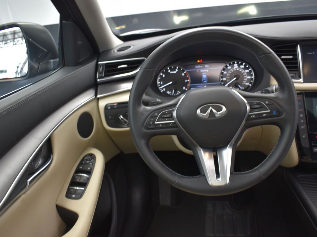 2022 Black Obsidian Infiniti QX50 LUXE FWD SUV