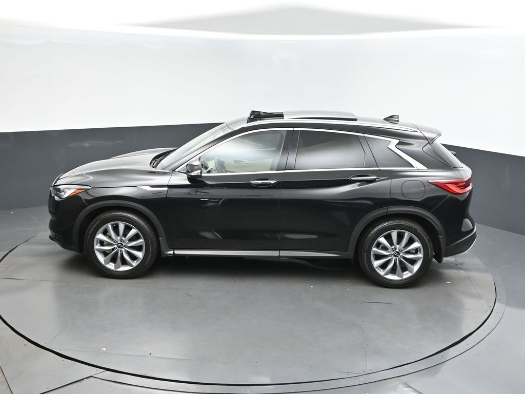 2022 Black Obsidian Infiniti QX50 LUXE FWD SUV