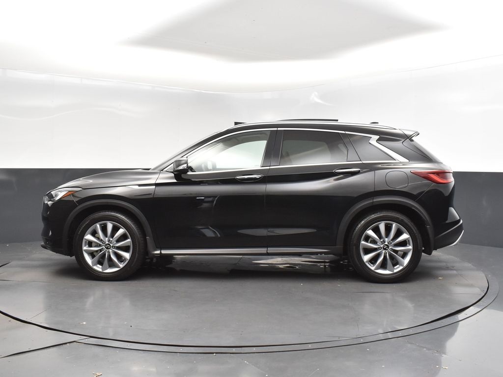 2022 Black Obsidian Infiniti QX50 LUXE FWD SUV