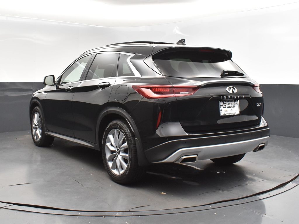 2022 Black Obsidian Infiniti QX50 LUXE FWD SUV