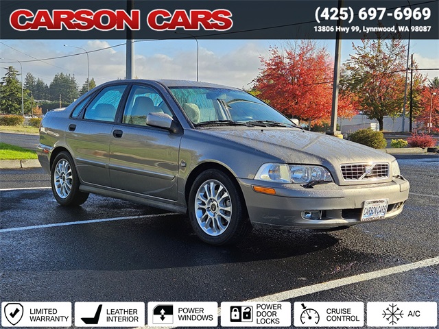 2004 Volvo S40's photo