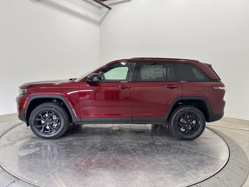 2025 Jeep Grand Cherokee Altitude X photo 3