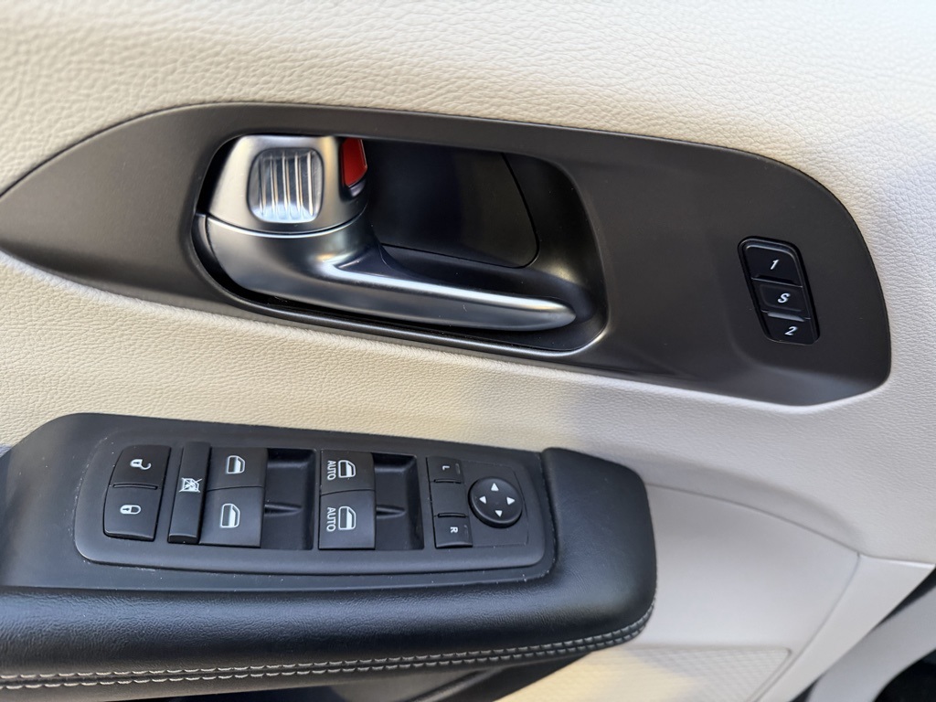 used 2023 Chrysler Pacifica car, priced at $55,903