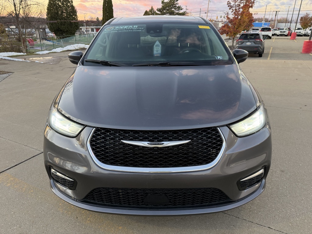 used 2023 Chrysler Pacifica car, priced at $55,903
