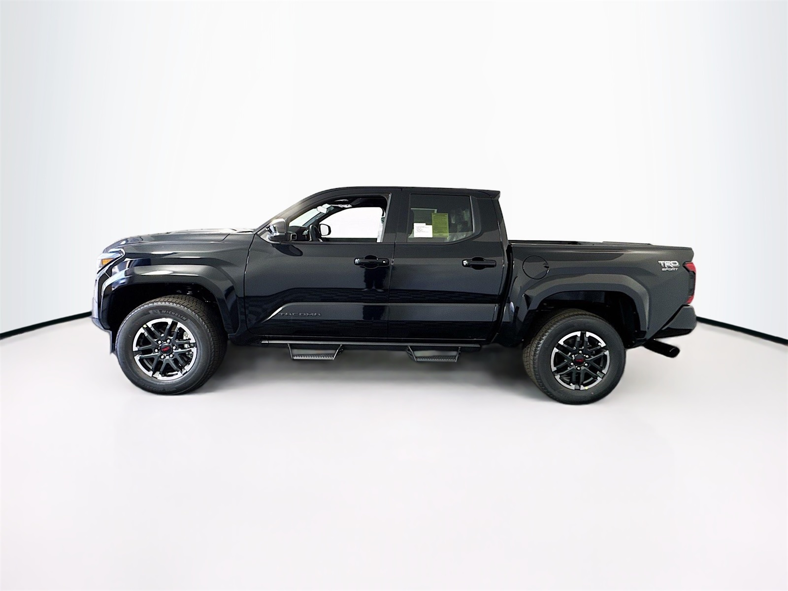 2025 Toyota Tacoma TRD Sport Double Cab photo 3