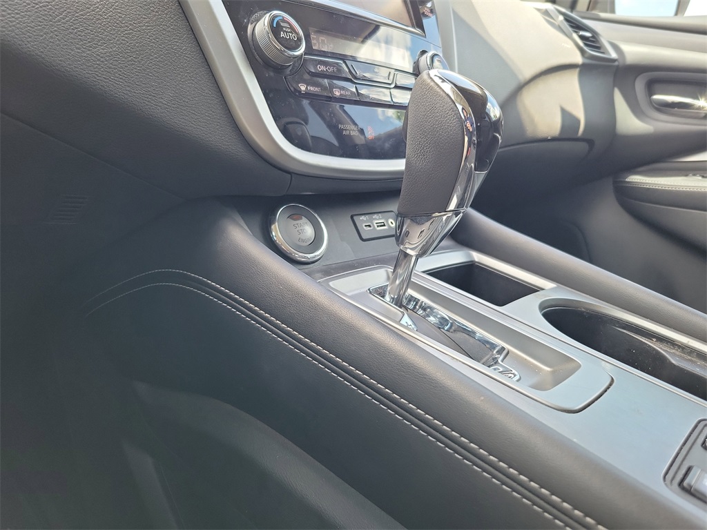 2022 Boulder Gray Pearl Nissan Murano SL FWD SUV