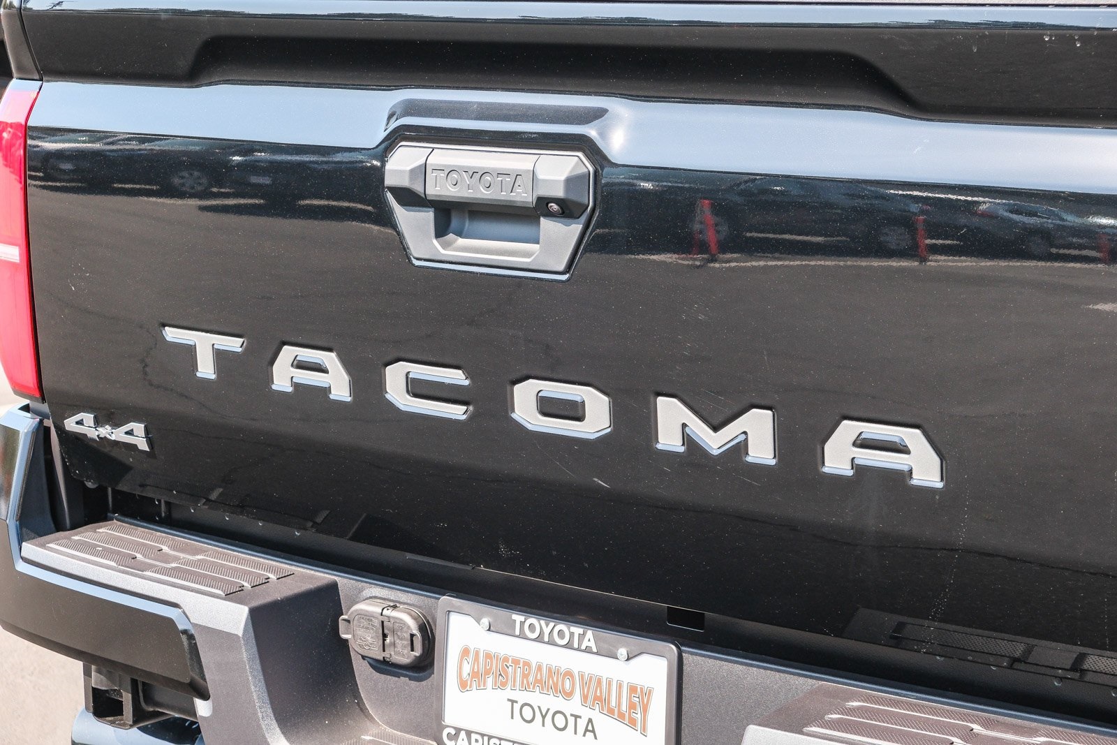2025 Toyota Tacoma SR5 Double Cab photo 12