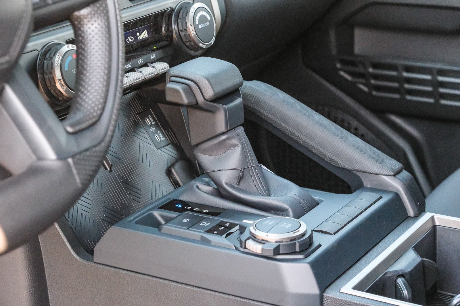 2025 Toyota Tacoma SR5 Double Cab photo 20