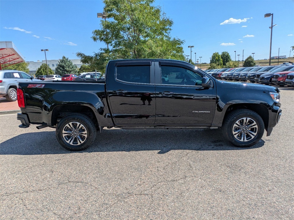 2021 Chevrolet Colorado Z71 photo 2