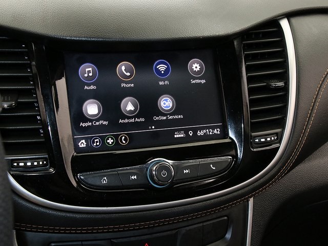 2022 Chevrolet Trax LS photo 16