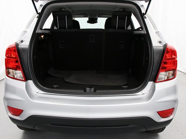 2022 Chevrolet Trax LS photo 25