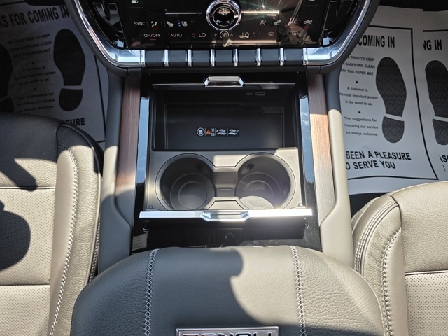 2025 GMC Yukon XL 4WD Denali