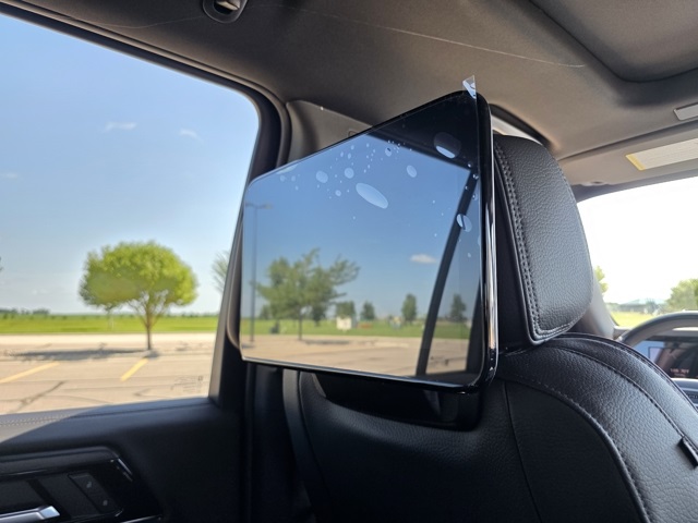 2025 GMC Yukon XL 4WD Denali