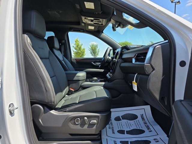 2025 GMC Yukon XL 4WD Denali