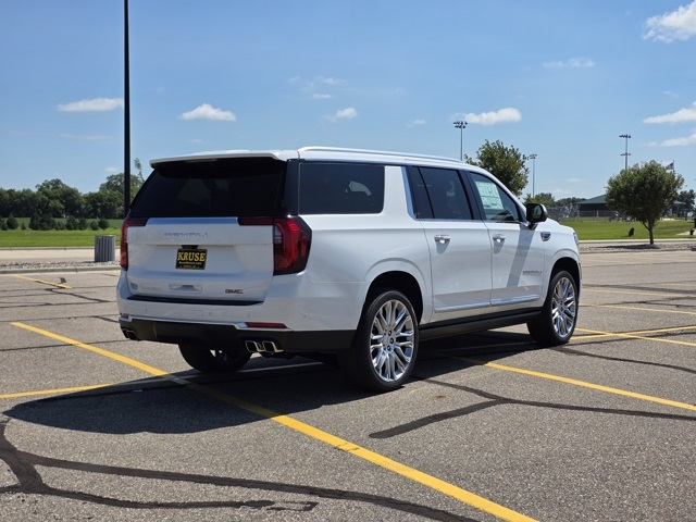 2025 GMC Yukon XL 4WD Denali
