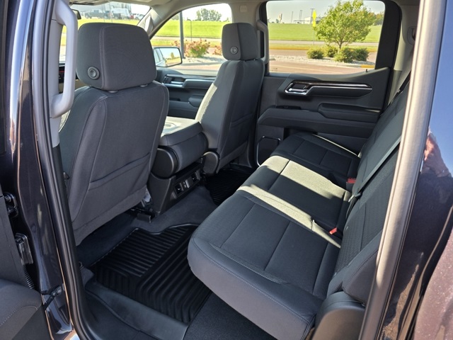 2026 GMC Sierra 1500 Crew Cab, Short Bed, SLE, 4WD