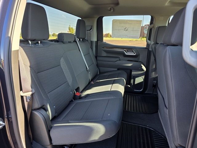 2026 GMC Sierra 1500 Crew Cab, Short Bed, SLE, 4WD