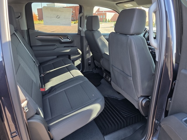 2026 GMC Sierra 1500 Crew Cab, Short Bed, SLE, 4WD