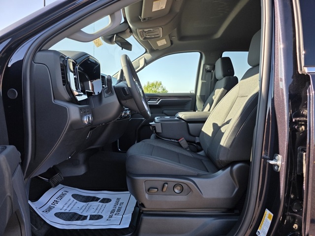 2026 GMC Sierra 1500 Crew Cab, Short Bed, SLE, 4WD