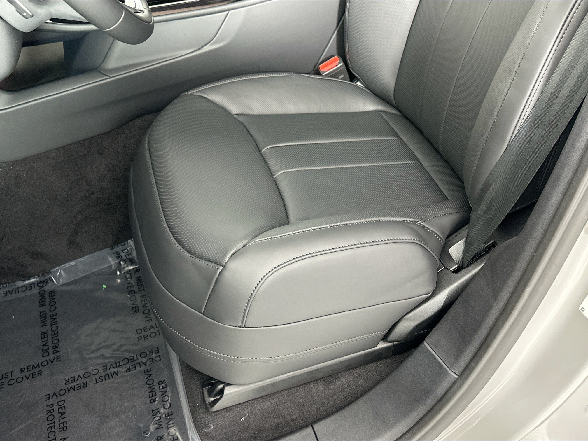 new 2025 Land Rover Range Rover Sport car, priced at $90,440