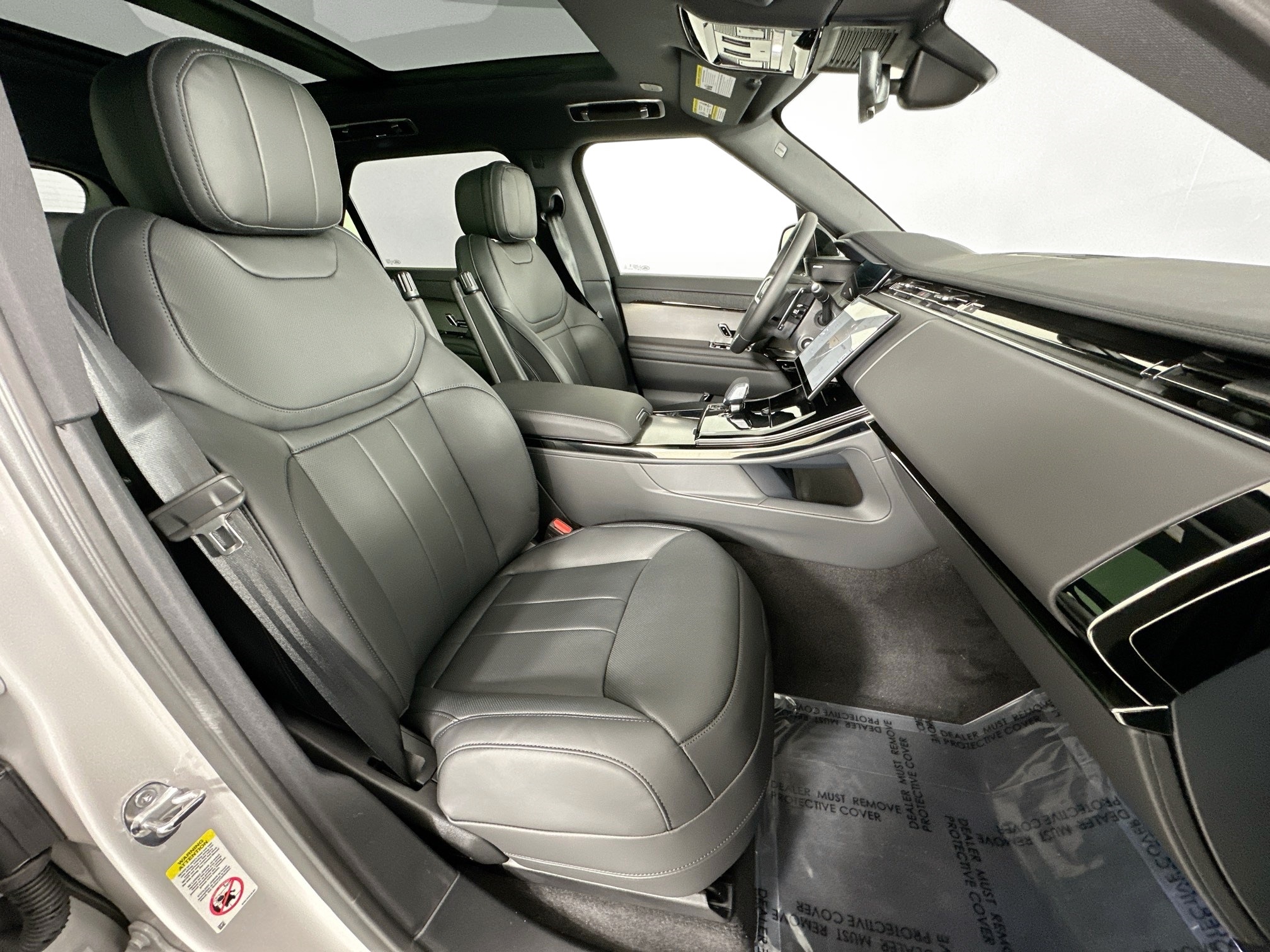 new 2025 Land Rover Range Rover Sport car, priced at $90,440