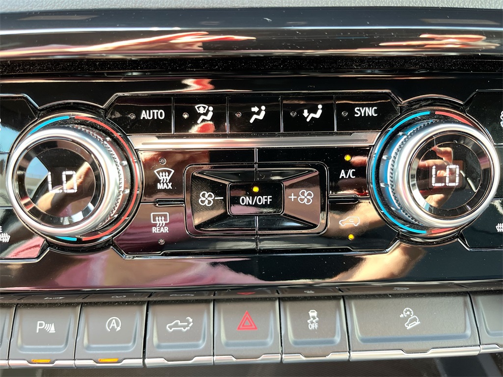 2025 Gmc Sierra 1500 AT4 photo 17