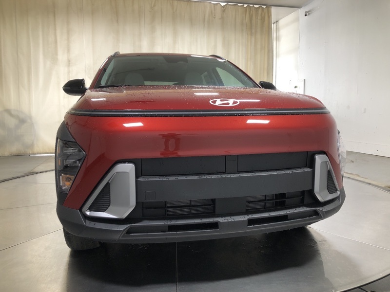 2026 Hyundai Kona SEL photo 2