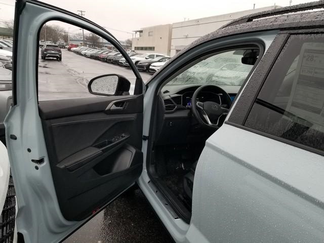 new 2026 Volkswagen Taos car, priced at $35,741