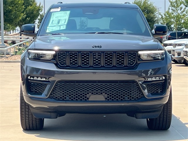 2025 Jeep Grand Cherokee Overland photo 7