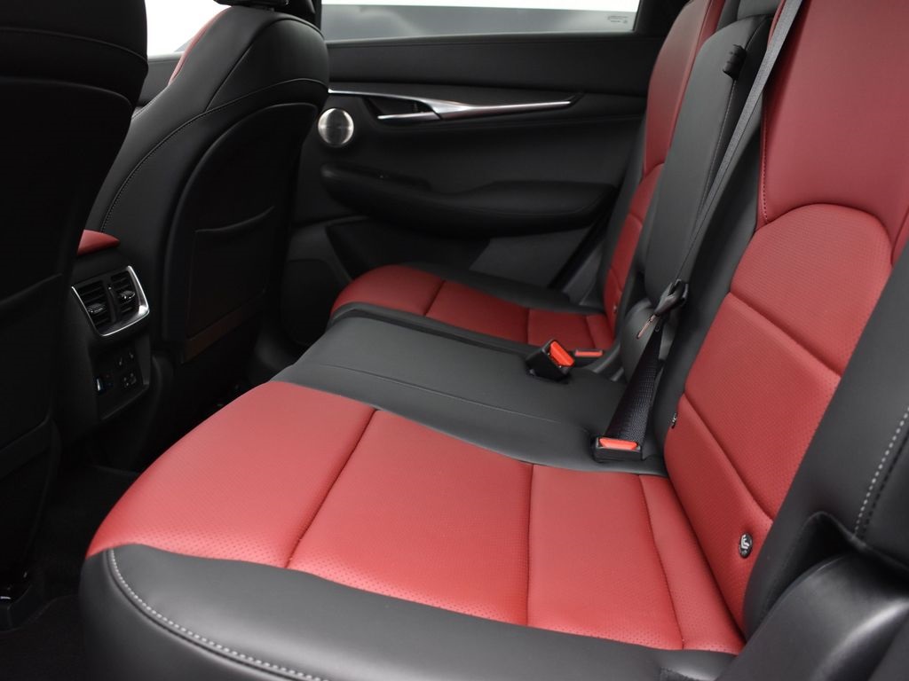 2025 White Infiniti QX55 SENSORY AWD SUV