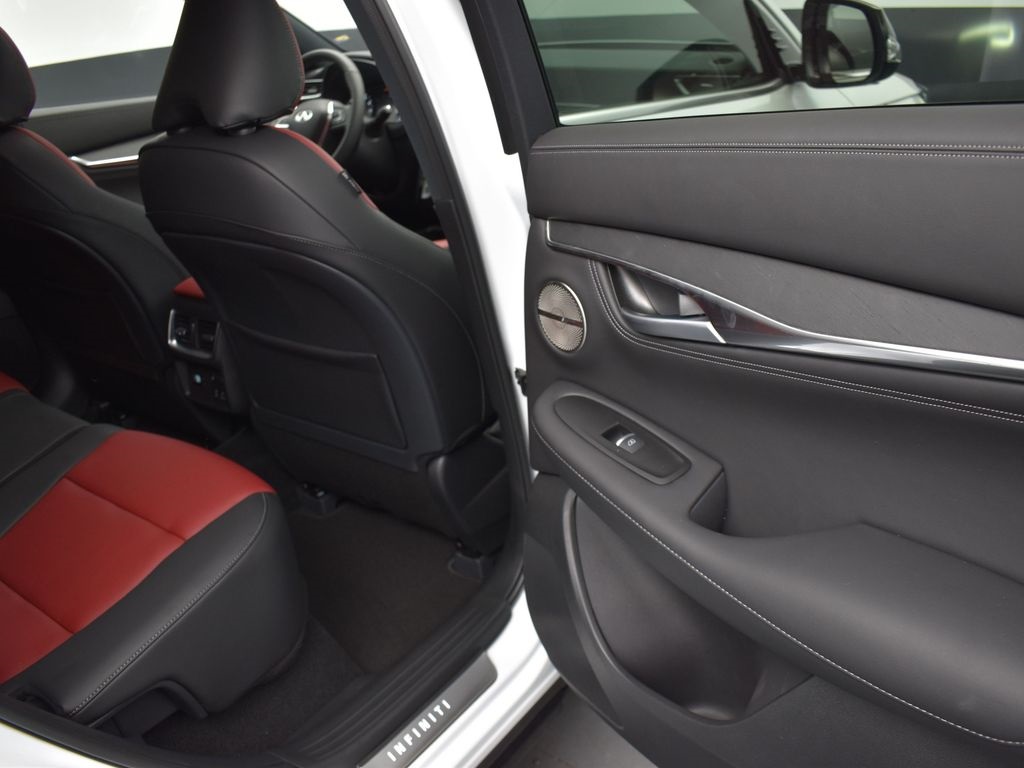2025 White Infiniti QX55 SENSORY AWD SUV