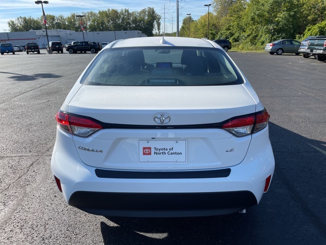 2026 Toyota Corolla LE photo 4