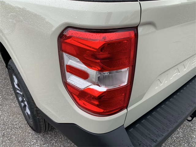 2025 Desert Sand Ford Maverick XLT FWD Truck