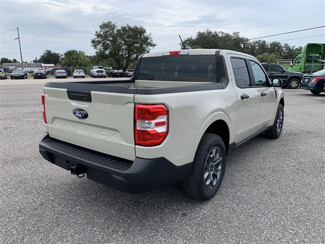 2025 Desert Sand Ford Maverick XLT FWD Truck