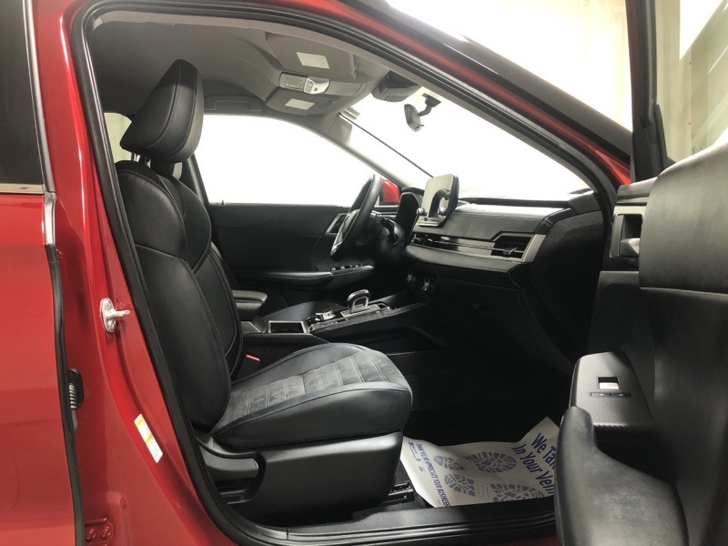 Used 2024 Mitsubishi Outlander PHEV SUV