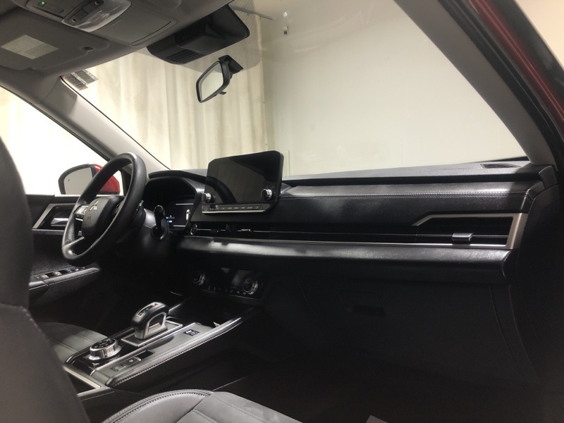 Used 2024 Mitsubishi Outlander PHEV SUV