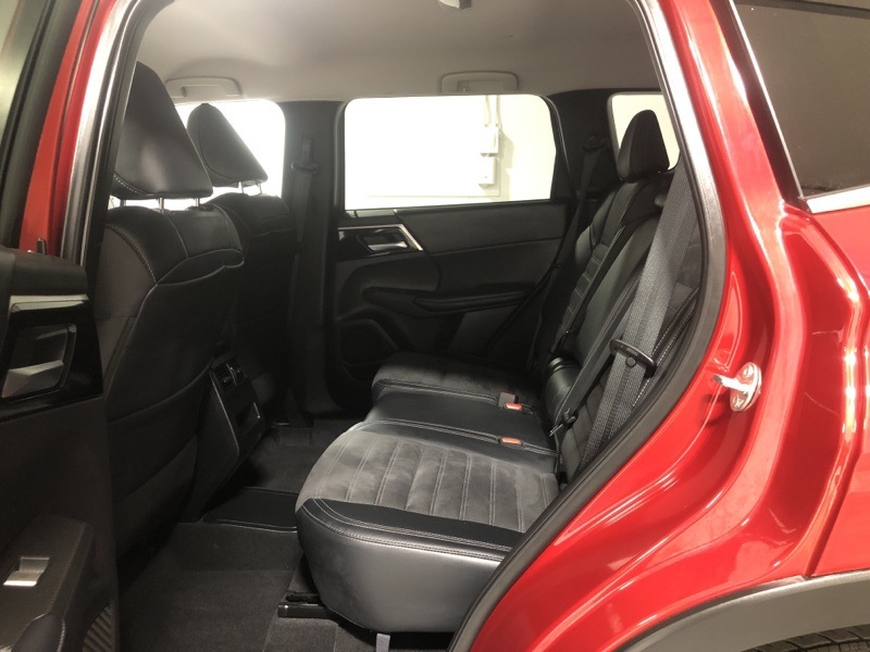 Used 2024 Mitsubishi Outlander PHEV SUV