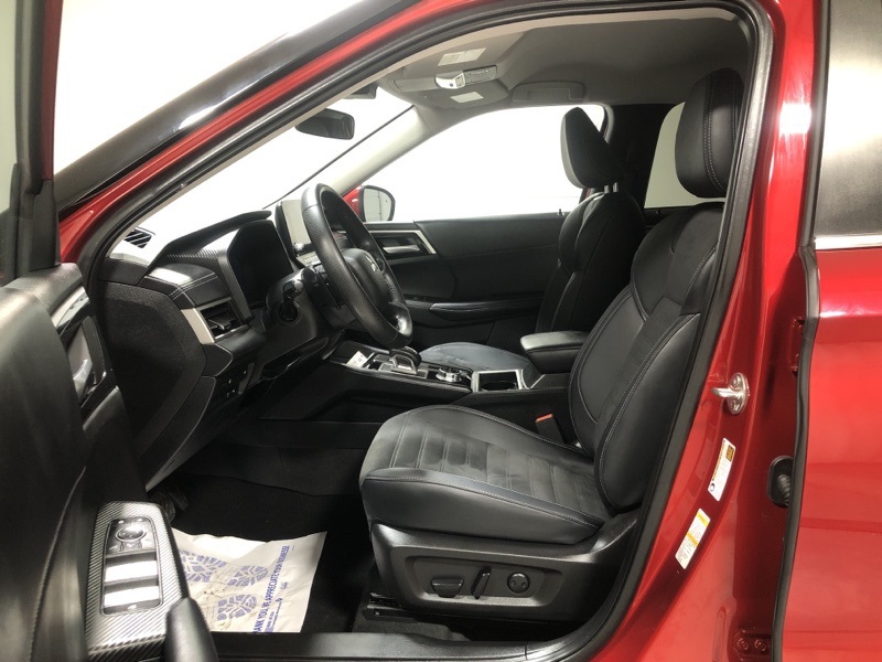 Used 2024 Mitsubishi Outlander PHEV SUV